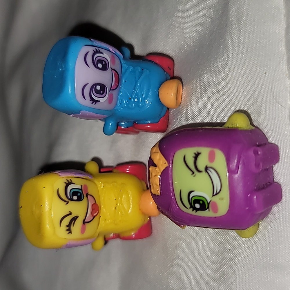 Set of 3 Moji Pops